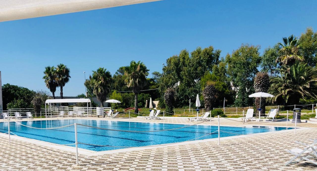 L'Isola di Pazze Hotel Resort&Spa Torre San Giovanni Ugento Esterno foto